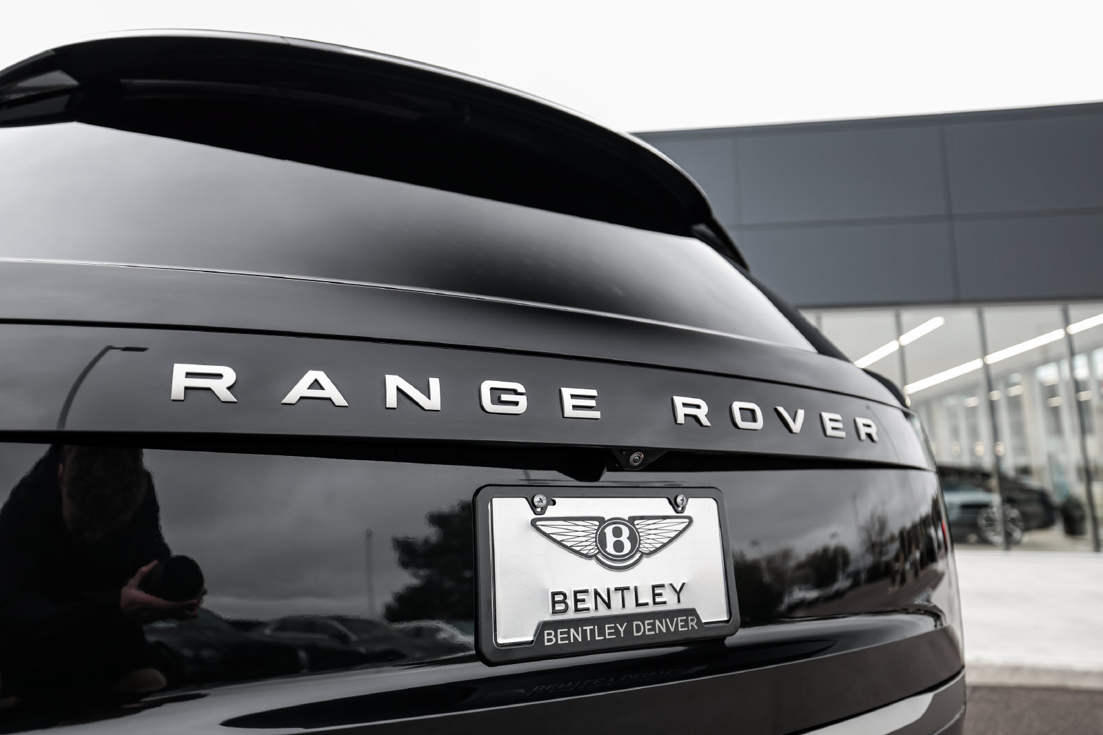 Used 2026 Land Rover Range Rover Long Wheelbase SE AWD/4WD image 12