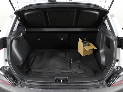 Certified 2023 Hyundai Kona SEL w/ Cargo Package AWD/4WD image 18
