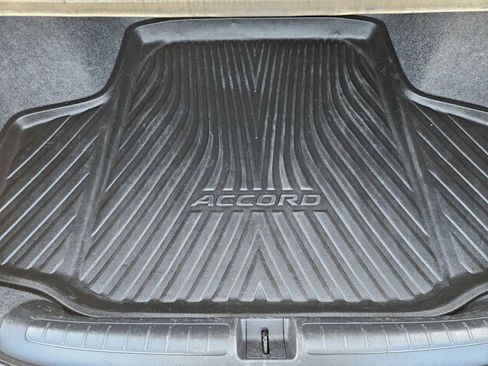 Used 2019 Honda Accord EX-L image 30