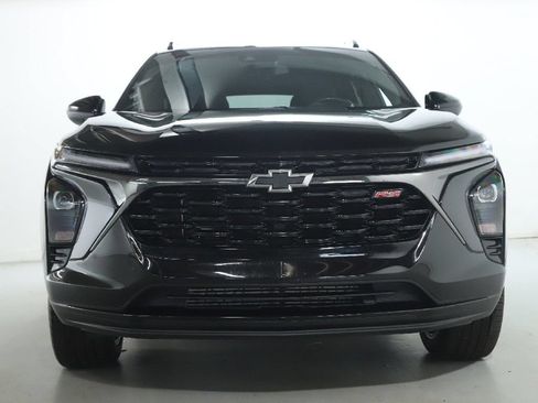 Used 2025 Chevrolet Trax RS w/ Sunroof Package FWD image 6