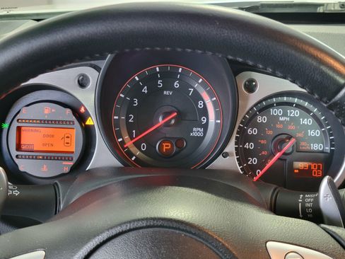 Used 2013 Nissan 370Z Roadster RWD image 19