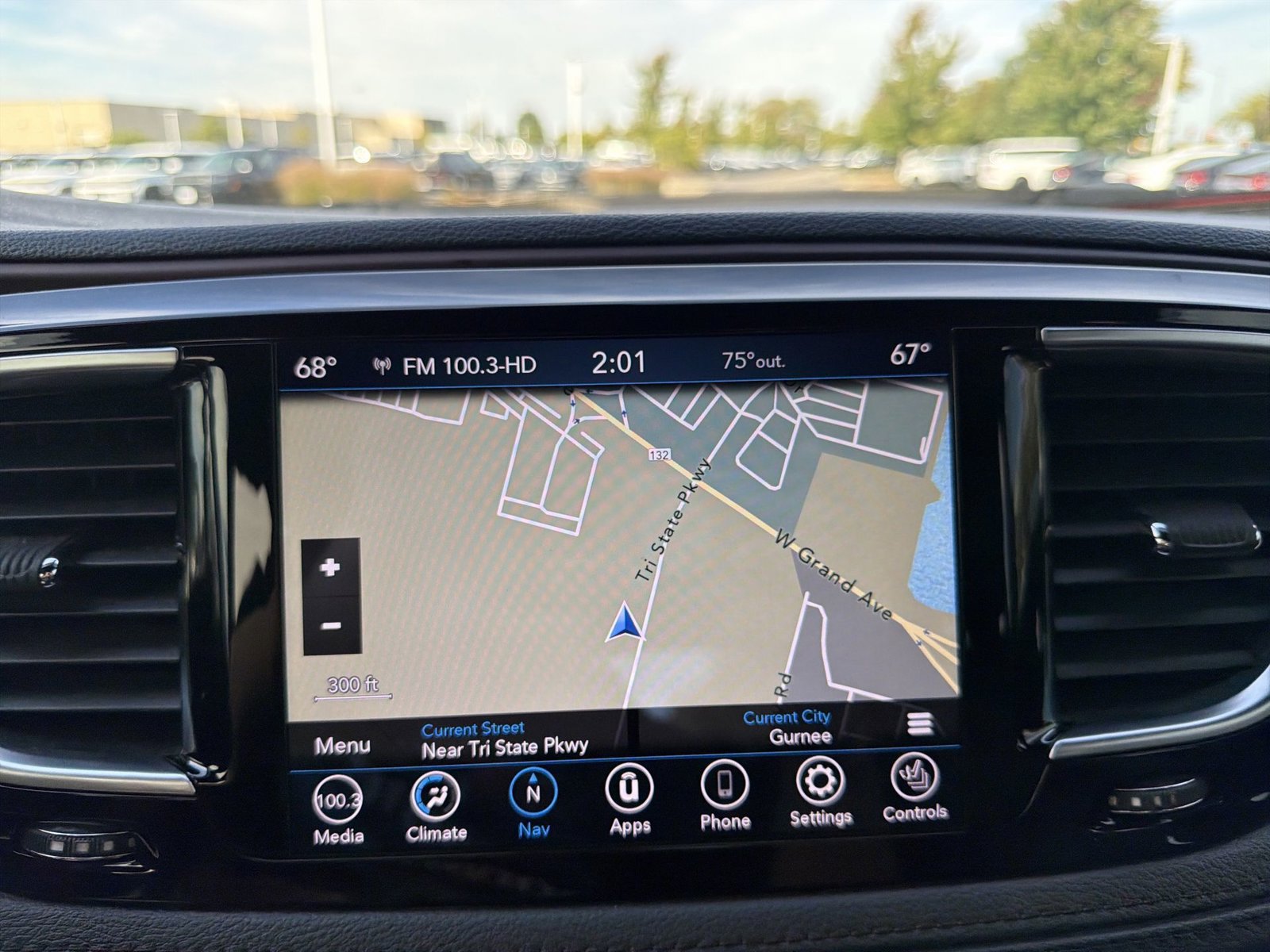 Used 2020 Chrysler Pacifica Limited FWD image 19