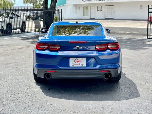 Used 2019 Chevrolet Camaro LT RWD image 5