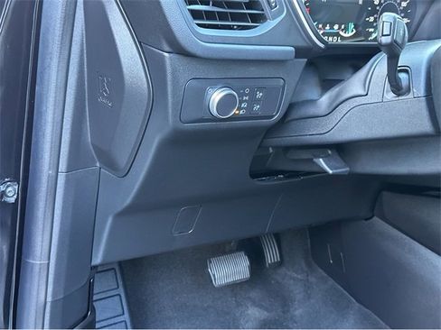 Used 2020 Ford Escape SE image 33