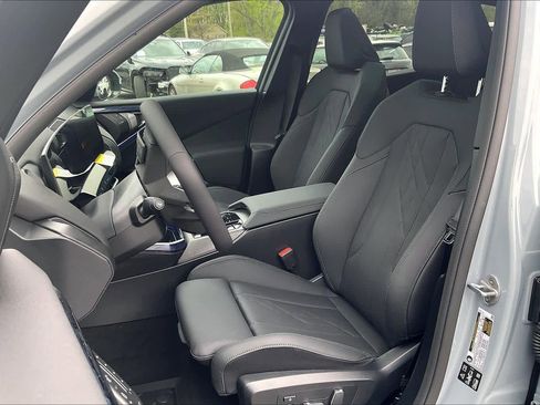 New 2026 BMW X3 xDrive30 w/ Premium Package image 7