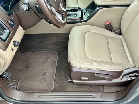 Used 2019 GMC Canyon SLT w/ Trailering Package image 40