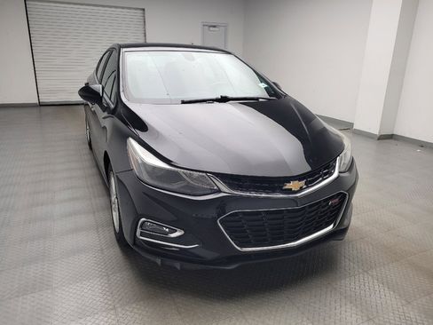 Used 2017 Chevrolet Cruze LT w/ Convenience Package FWD image 14