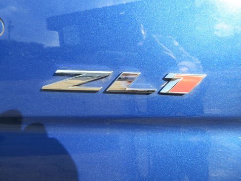Used 2022 Chevrolet Camaro ZL1 RWD image 34