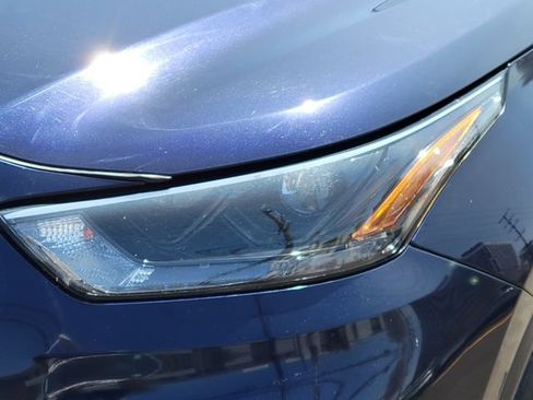 Used 2025 Toyota Highlander LE FWD image 26