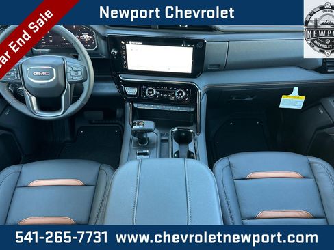 New 2026 GMC Sierra 1500 AT4 w/ Technology Package image 11