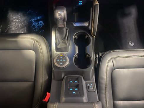 New 2025 Ford Bronco Badlands w/ Sasquatch Package image 14