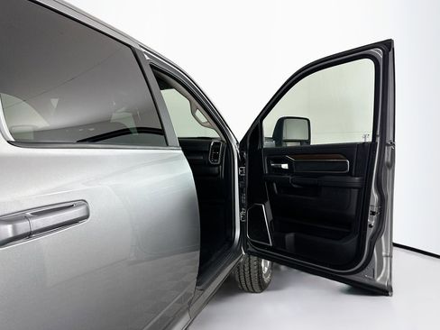 Used 2024 RAM 2500 Laramie w/ Safety Group image 31