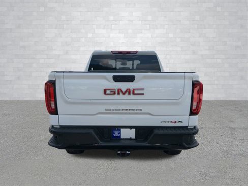Used 2024 GMC Sierra 1500 AT4X image 5