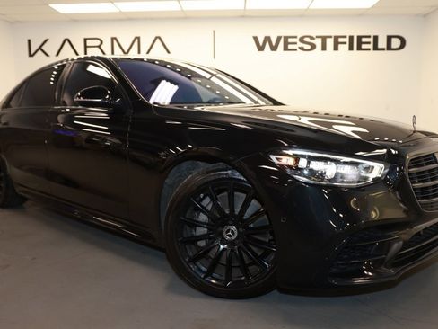 Used 2022 Mercedes-Benz S 580 4MATIC Sedan image 1