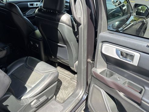 Used 2020 Ford Explorer ST w/ Premium Technology Package AWD/4WD image 34