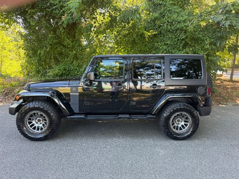 Used 2016 Jeep Wrangler Unlimited Sport AWD/4WD image 18