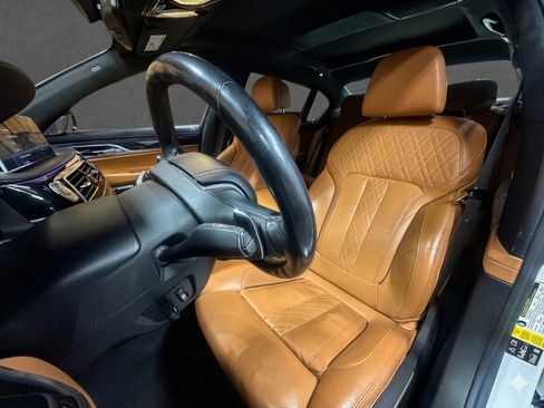Used 2016 BMW 750i xDrive AWD/4WD image 7