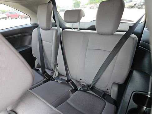 Used 2023 Honda Odyssey EX image 12