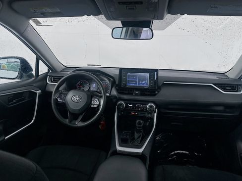Used 2021 Toyota RAV4 LE AWD/4WD image 21