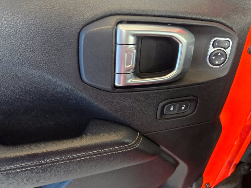 Used 2020 Jeep Gladiator Rubicon AWD/4WD image 13