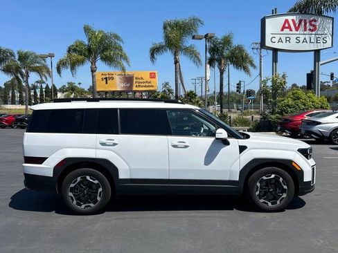 Used 2025 Hyundai Santa Fe SEL image 4