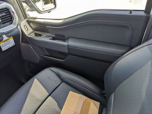 New 2025 Ford F150 Lariat w/ Equipment Group 502A High image 17