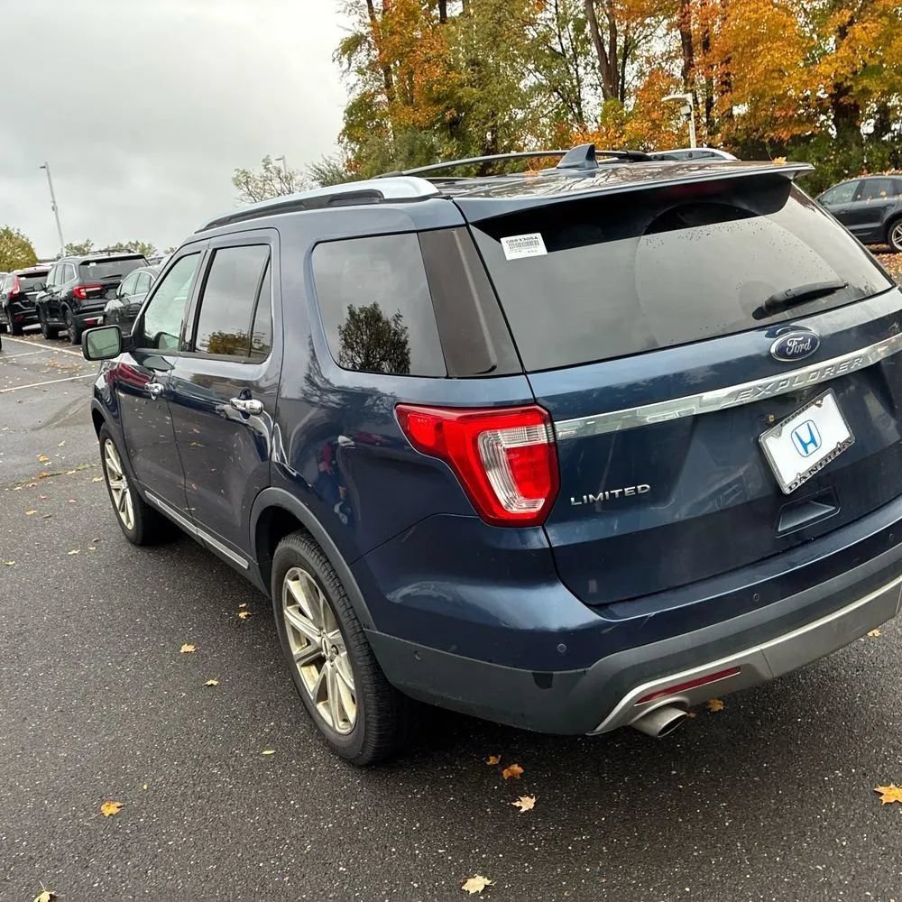 Used 2016 Ford Explorer Limited w/ Equipment Group 301A AWD/4WD image 5