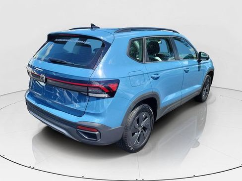 Certified 2025 Volkswagen Taos S FWD image 31