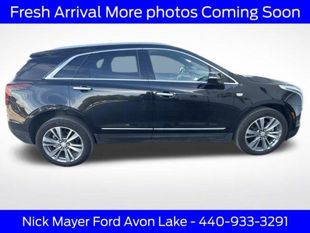 Used 2025 Cadillac XT5 Premium Luxury AWD/4WD image 9