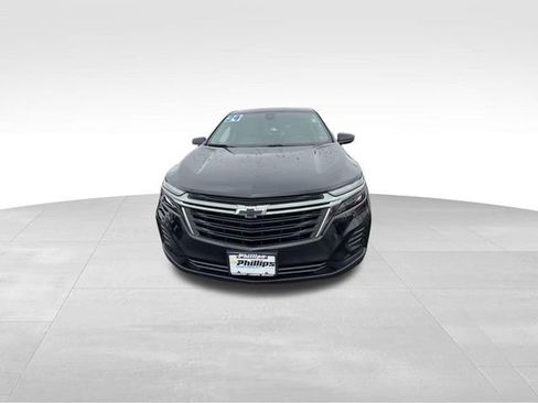 Used 2024 Chevrolet Equinox LS w/ LS Convenience Package AWD/4WD image 3