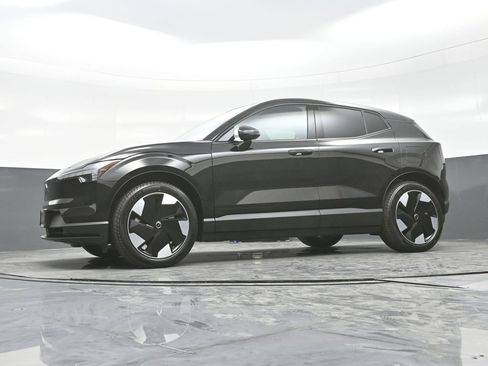 New 2026 Volvo EX30 Plus w/ Protection Package Premier AWD/4WD image 22