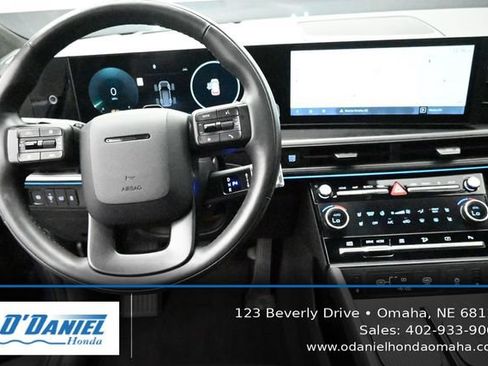 Used 2025 Hyundai Santa Fe Calligraphy AWD/4WD image 26