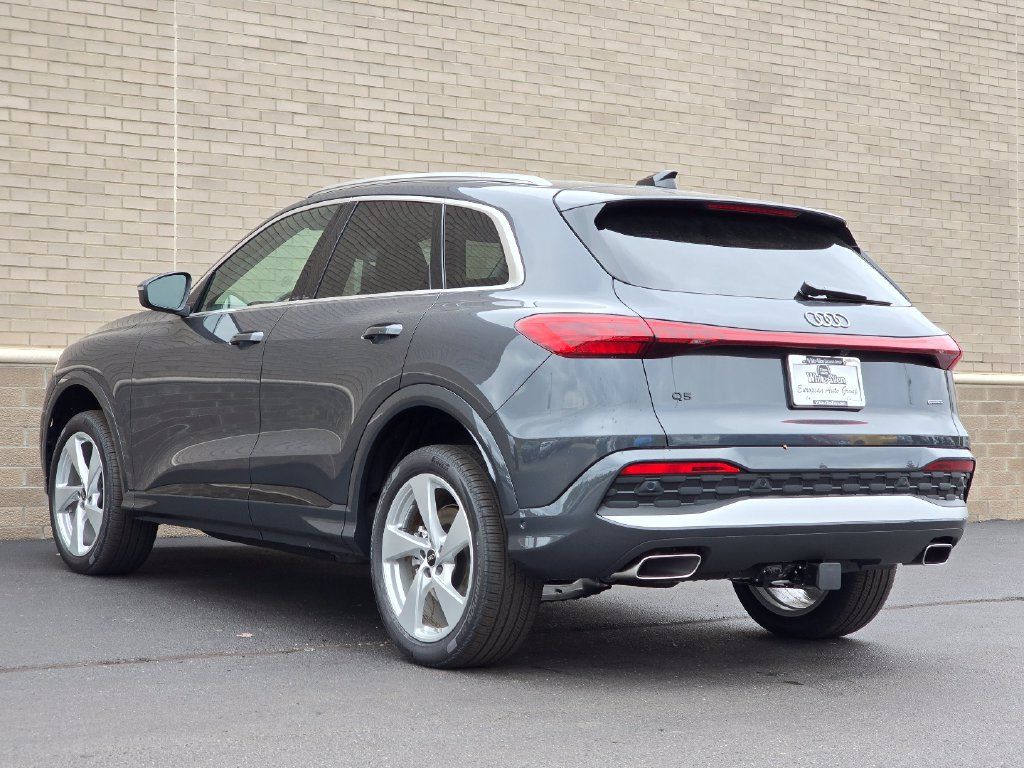 Certified 2025 Audi Q5 Premium Plus w/ Premium Plus AWD/4WD image 24