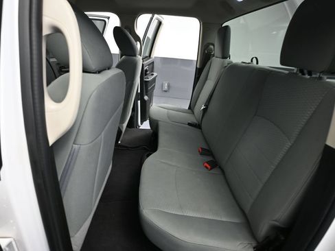 Used 2019 RAM 1500 Express w/ Express Value Package AWD/4WD image 37