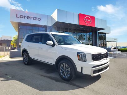Used 2024 Kia Telluride LX