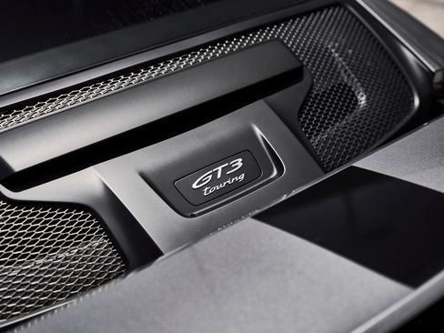 Used 2022 Porsche 911 GT3 RWD image 12