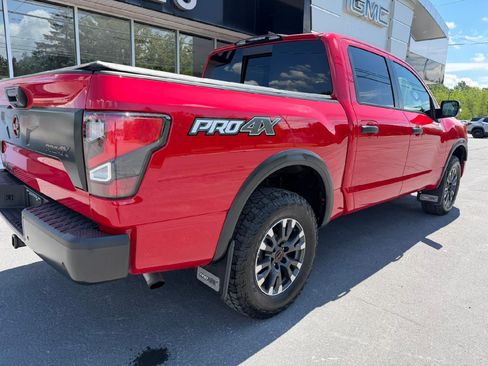 Used 2023 Nissan Titan PRO-4X w/ Pro-4x Convenience Package AWD/4WD image 9