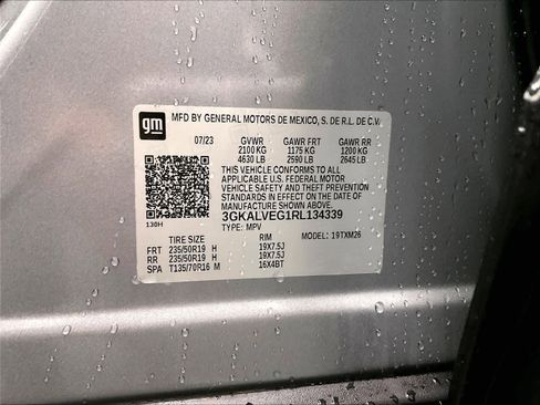 Used 2024 GMC Terrain SLT w/ Elevation Edition image 35