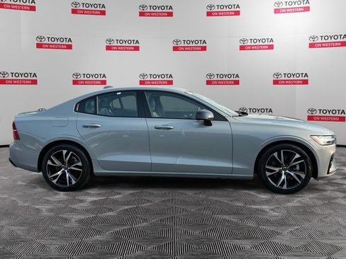 Used 2024 Volvo S60 B5 Core FWD image 4