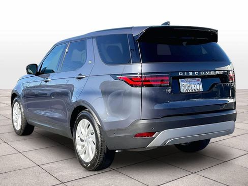 Used 2025 Land Rover Discovery S image 14