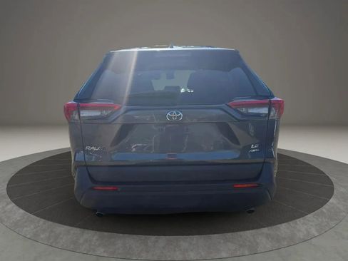 Used 2020 Toyota RAV4 LE w/ All Weather Liner Package AWD/4WD image 6