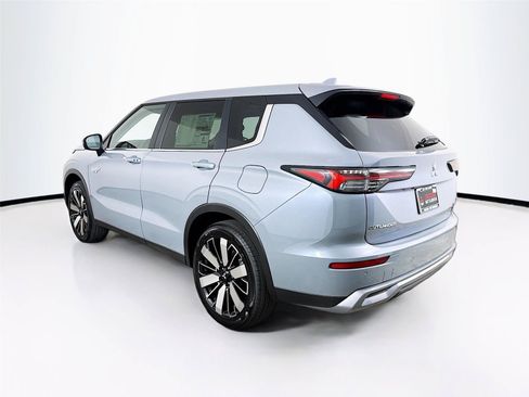 New 2026 Mitsubishi Outlander SE AWD/4WD image 7