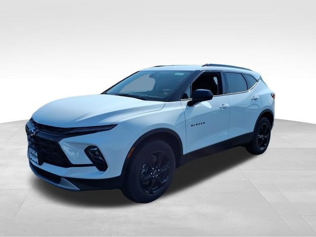New 2026 Chevrolet Blazer LT w/ Midnight/Sport Edition FWD image 7