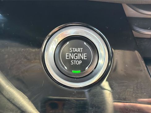Used 2024 Buick Envision Preferred AWD/4WD image 33