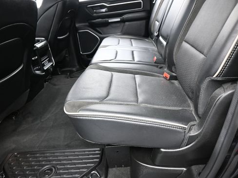 Used 2023 RAM 1500 Laramie RWD image 31