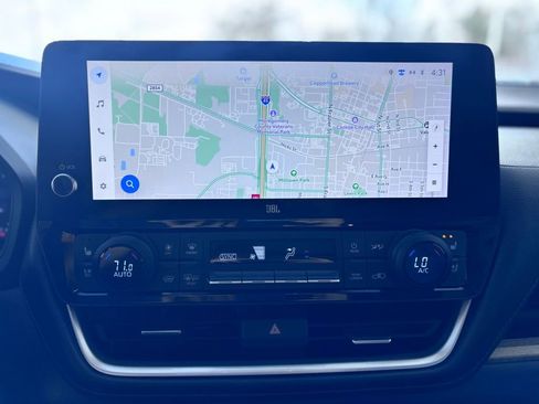 Used 2024 Toyota Grand Highlander Limited image 29