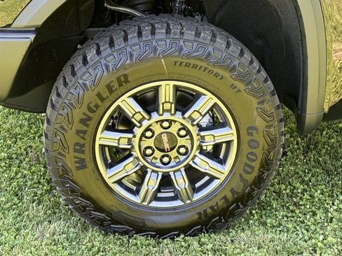New 2026 GMC Sierra 1500 AT4X AWD/4WD image 13