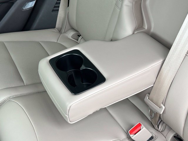 Used 2022 Lincoln Corsair AWD w/ Equipment Group 101A image 46