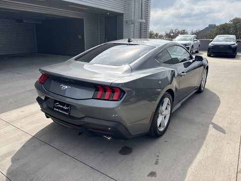 Used 2026 Ford Mustang Coupe image 6