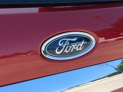 Used 2020 Ford EcoSport Titanium FWD image 34